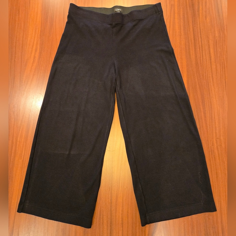 LOFT Black Wide Leg Ankle Knit Pants Size Large